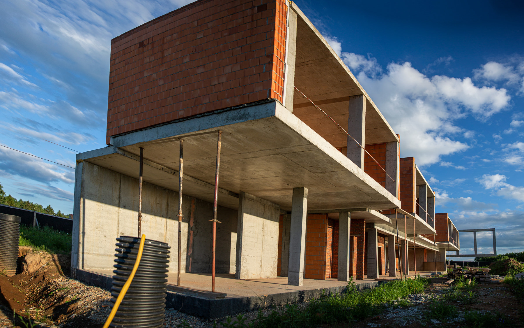 The structural cantilever and Porotherm masonry